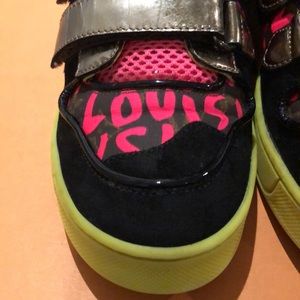 Louis Vuitton Graffiti High-Top Sneakers - Black Sneakers, Shoes - LOU73978